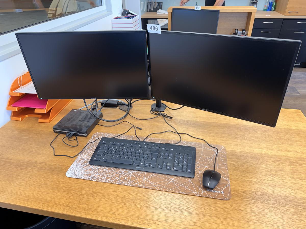 PC Anlage inkl. 2 Monitore